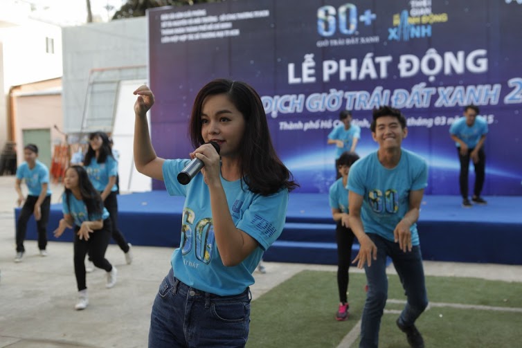 Họp[-]công[-]bố[-]và[-]Lễ[-]ra[-]quân[-]phát[-]động[-]chiến[-]dịch[-]Giờ[-]Trái[-]đất[-]Xanh[-]2015